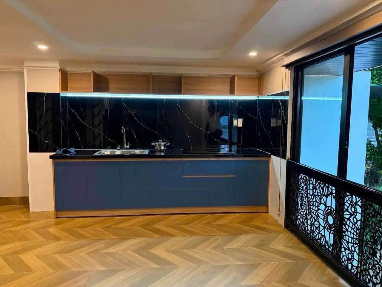 Bán tòa nhà 11 căn hộ mini 120m2 Đường Y Nhuê, Bình Tân - Ảnh thu nhỏ 3