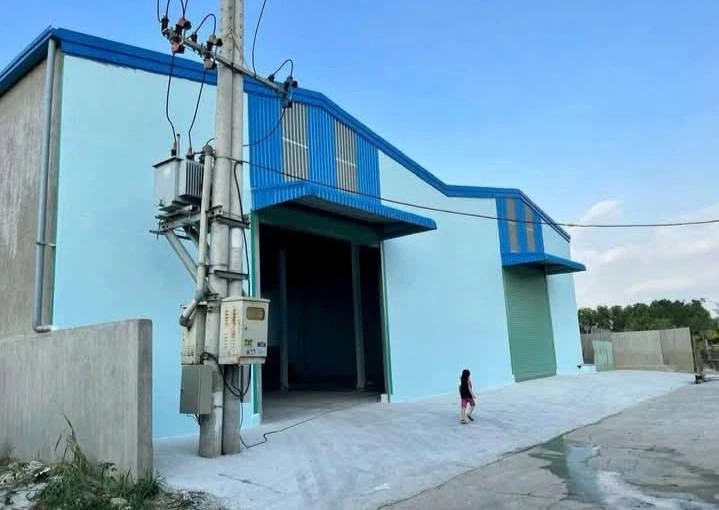 Cho thuê nhà xưởng 800m² Tân Uyên, Bình Dương 60tr/tháng - Ảnh 1