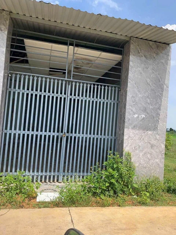 Bán nhà cấp 4 đất thổ vườn 145m² Đức Hòa Long An 750 triệu