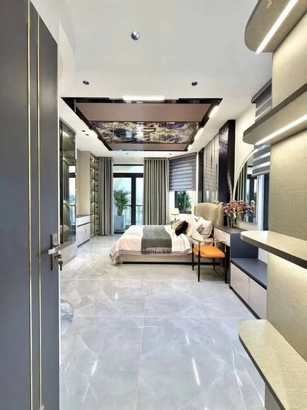 Bán nhà 3 tầng 240m² P9 Đà Lạt 7.5 tỷ
