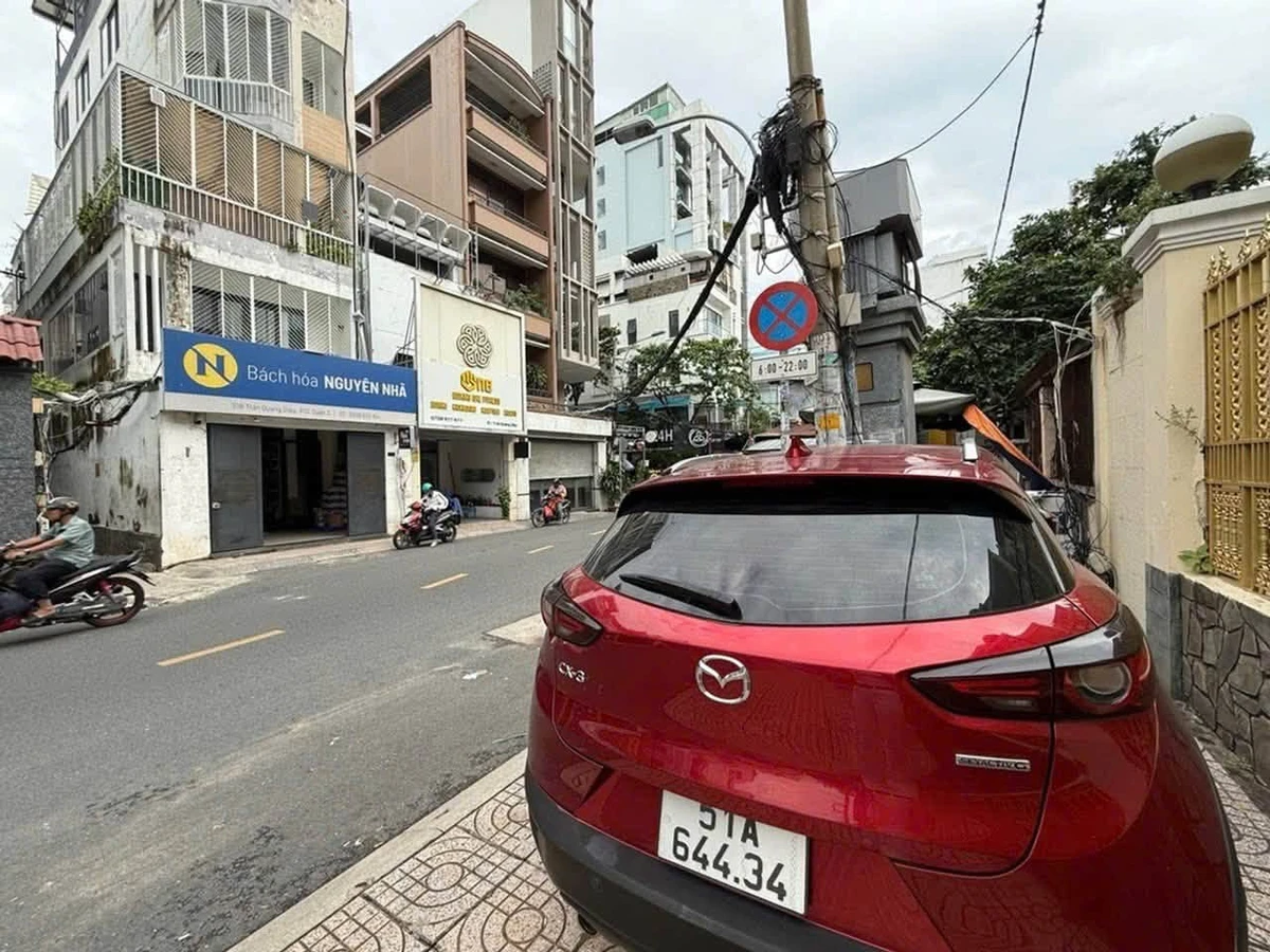 Bán nhà Trần Quang Diệu Q3, 47m², 3 tầng, hơn 7 tỷ - Ảnh thu nhỏ 3