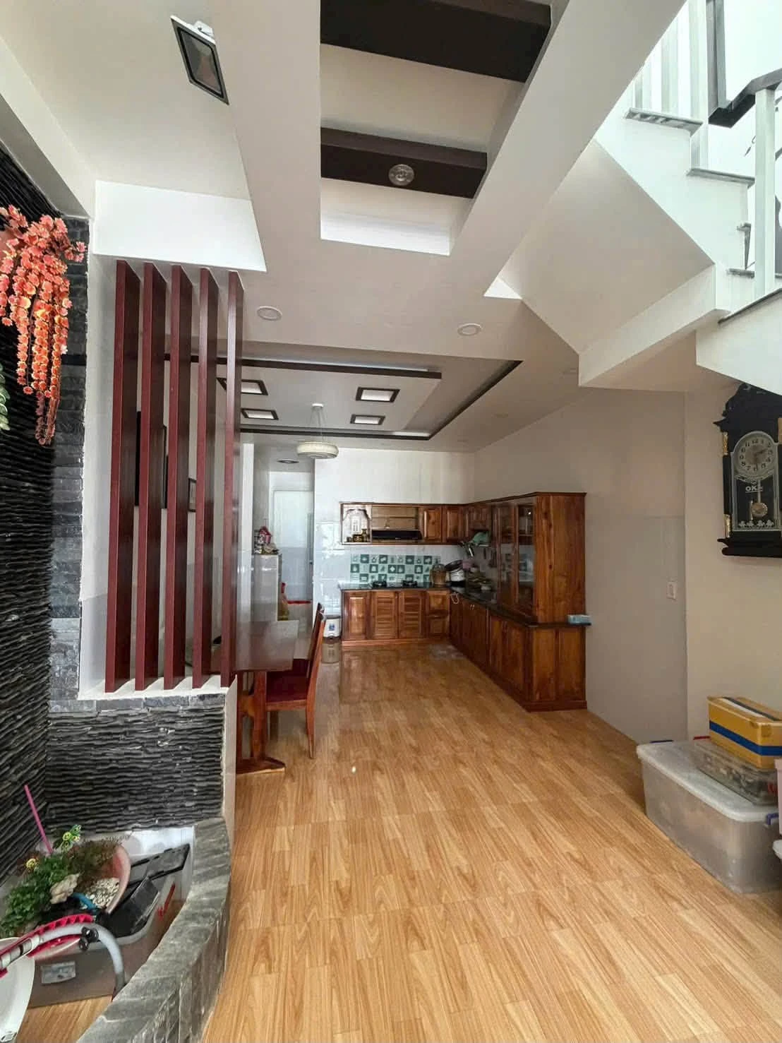 Bán nhà 1 trệt 1 lầu 136.44m² KDC Văn Thánh 2 tỷ - Ảnh 1