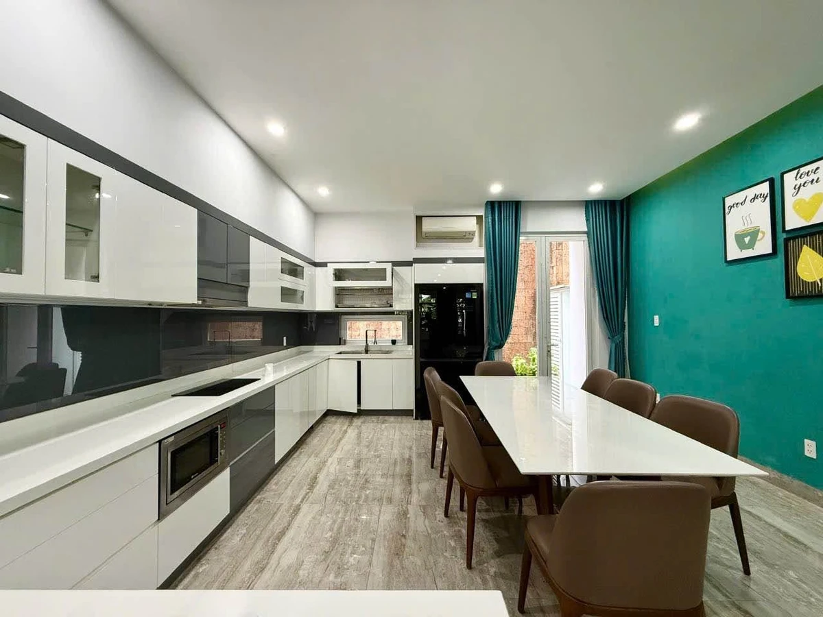 Cho thuê nhà 3 tầng 130m² 27 triệu/tháng Quận 7 - Ảnh thu nhỏ 5