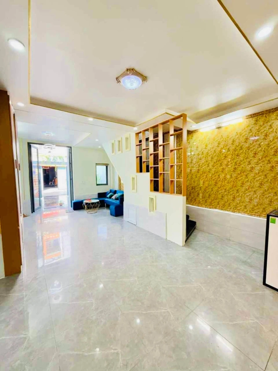 Bán nhà mặt tiền Dĩ An 117,2m², 3 phòng ngủ, gần KCN Sóng Thần - Ảnh thu nhỏ 2