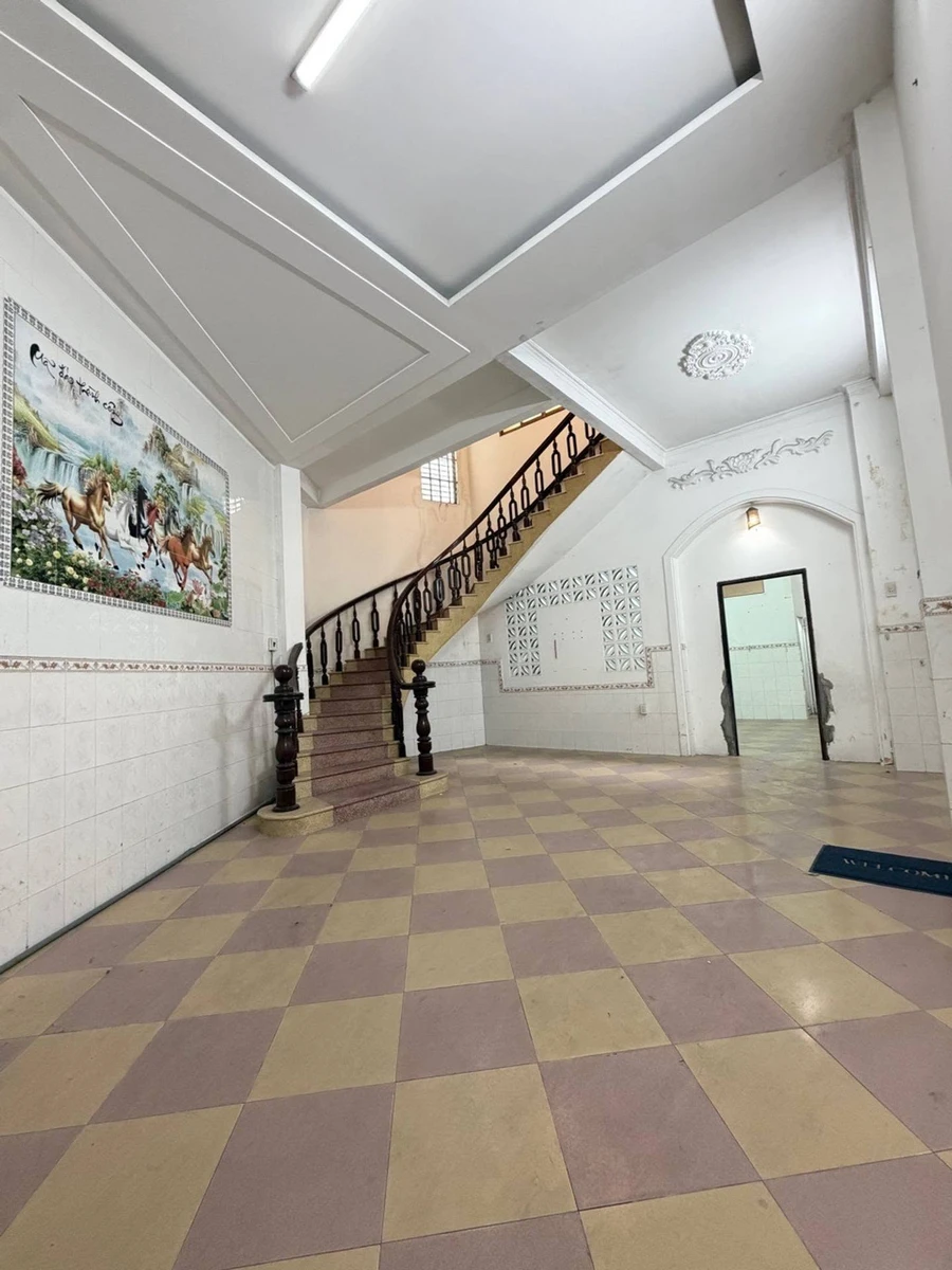 Bán nhà Quận 5 mặt tiền Hải Thượng Lãn Ông 90m² 5 tầng 9.7 tỷ - Ảnh 1