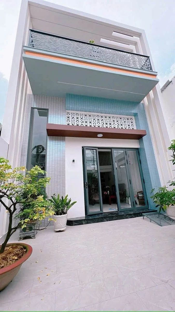 Bán nhà 1 trệt 1 lửng 1 lầu 111m2 Biên Hòa 4 tỷ 800 - Ảnh 1