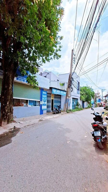 Bán nhà lầu 3 phòng ngủ 120m² Phường Biên Hòa 2.6 tỷ