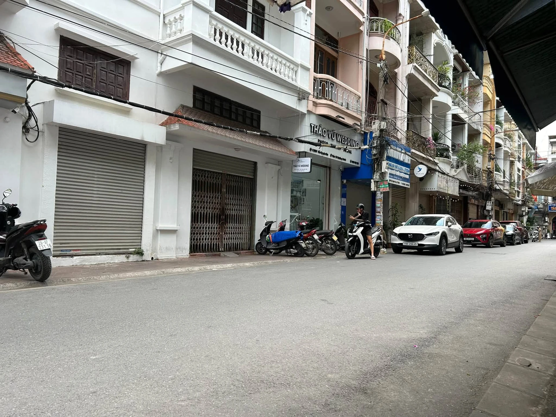 Bán nhà mặt ngõ 68m 4PN Trần Nguyên Hãn - Ảnh 1