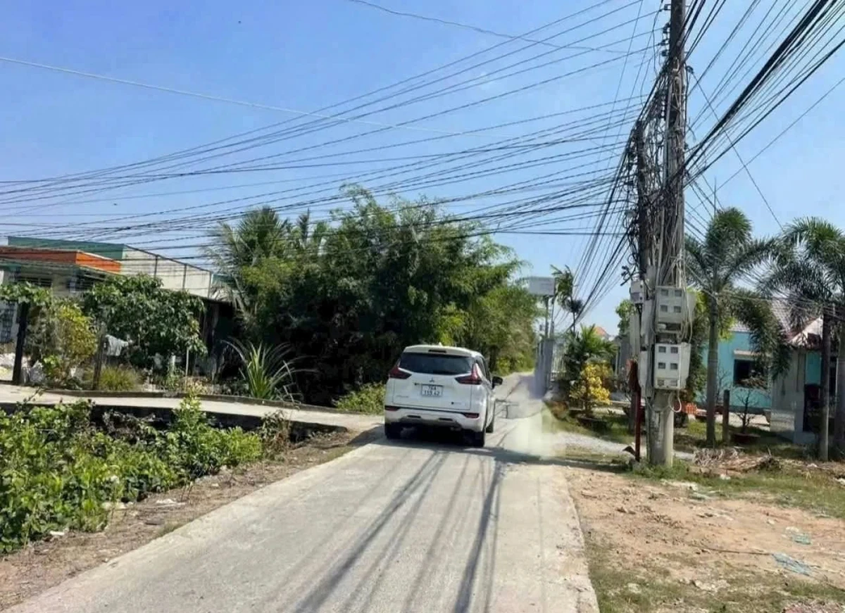 Bán đất thổ cư 5x28m (140m2) mặt tiền đường đan xe tải, Nhựt Chánh, Bến Lức, Long An - Ảnh 1