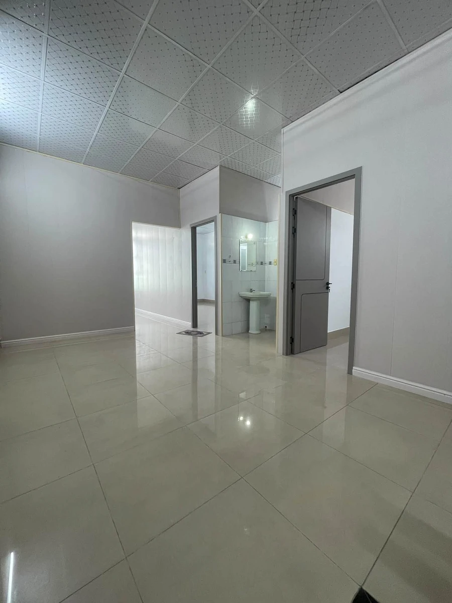 Bán nhà 2 tầng 6.8x20m, 6PN 2WC, Bình Tân, 8 tỷ - Ảnh thu nhỏ 5