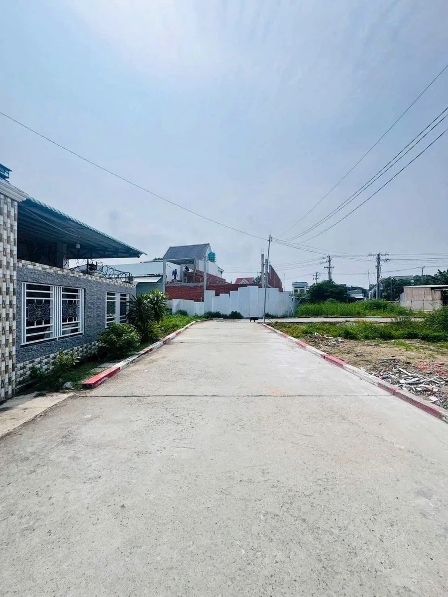 Bán nhà mới hẻm ô tô Lộ Liên Hương 4,85x22,5m giá 1,95 tỷ, Rạch Giá - Ảnh thu nhỏ 2