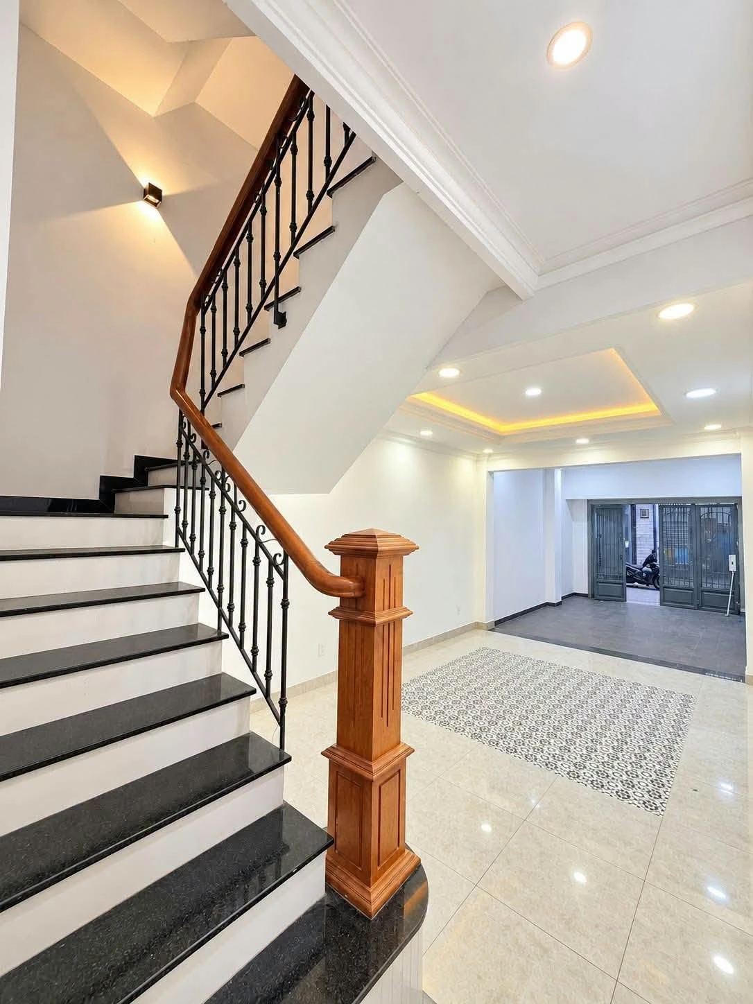 Bán nhà 5 tầng 78m2 Hẻm xe hơi Đường Số 42 Q2 - 9,8 tỷ - Ảnh 1