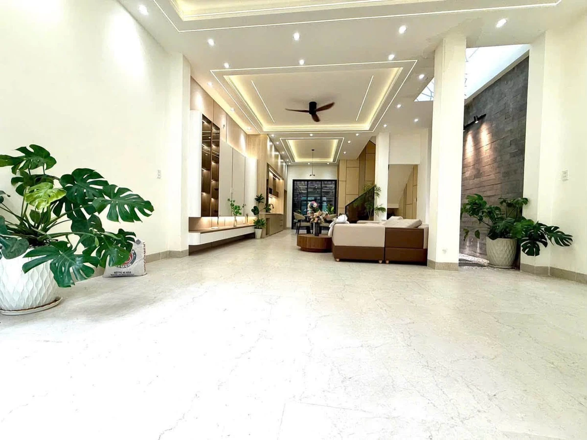 Bán nhà hẻm 285 Ấp Chiến Lược, Bình Hưng Hòa A, Bình Tân, 78,4m2, 4PN, giá 6,9 tỷ - Ảnh thu nhỏ 2