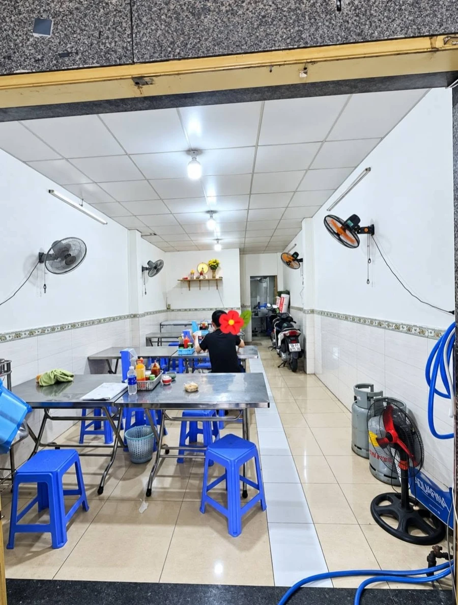 Bán nhà mặt tiền đường Hồ Học Lãm, Bình Tân, 44m2, giá 4,2 tỷ - Ảnh thu nhỏ 2
