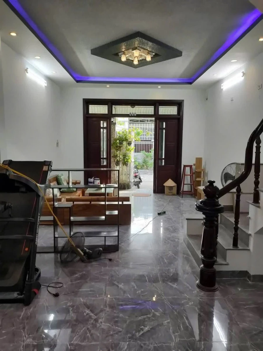 Bán nhà 3 tầng 73m2 Lê Hồng Phong Nha Trang 4 tỷ 450 - Ảnh 1