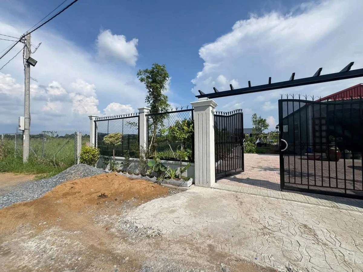 Bán nhà vườn 1100 m² Bến Lức, Long An 2.5 tỷ - Ảnh thu nhỏ 3