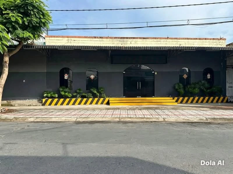 Nhà mặt tiền Ca Văn Thỉnh 638m² bán hoặc cho thuê Bến Tre