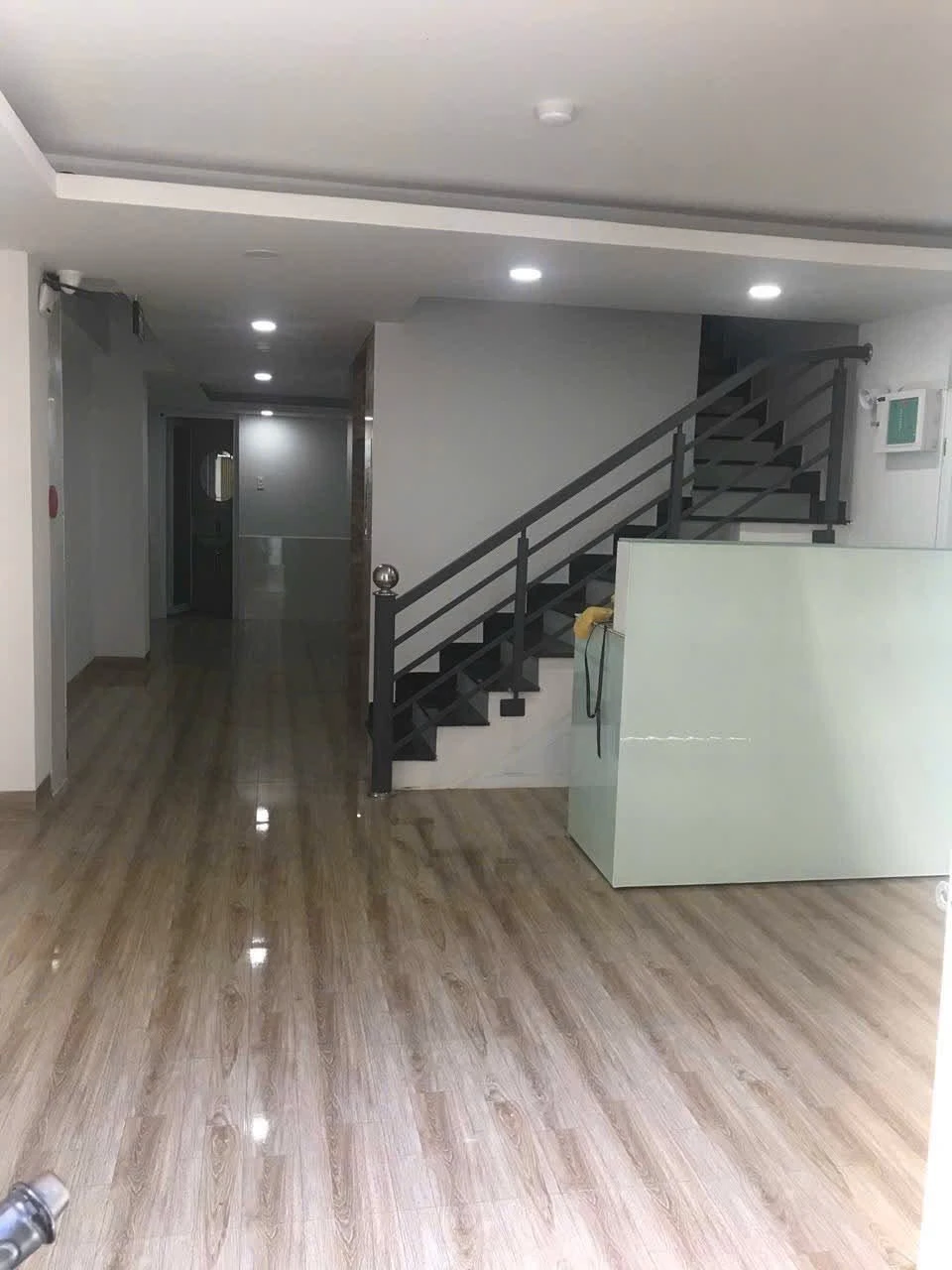 Bán tòa căn hộ 7,5 tầng 14 phòng Phố Tây Nha Trang, 398,3m² - Ảnh 1