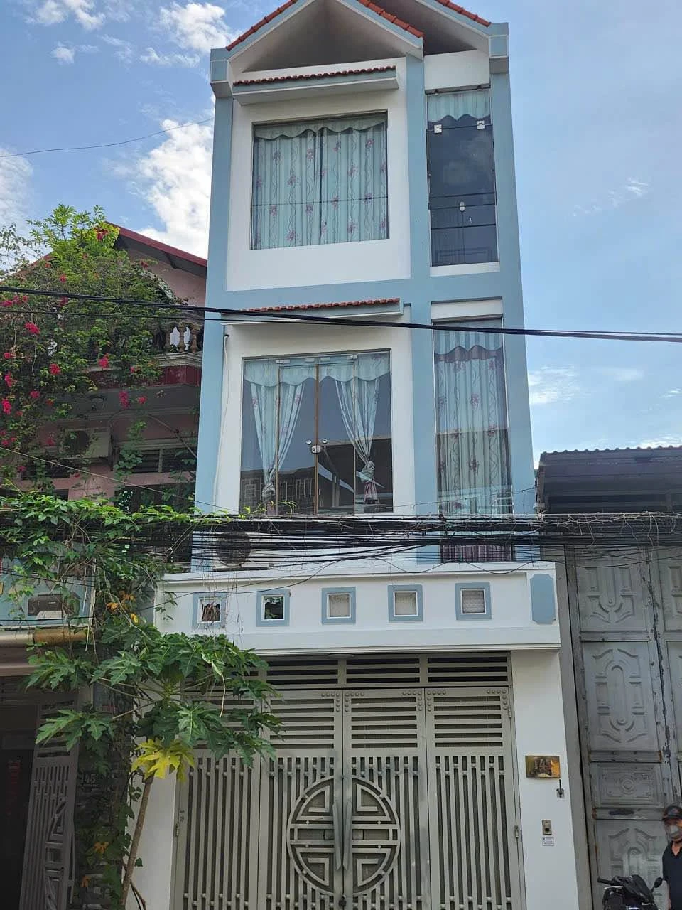 Bán nhà 3 tầng 92,5m² mặt đường Đông Tác, gần Đông Á - Ảnh 1