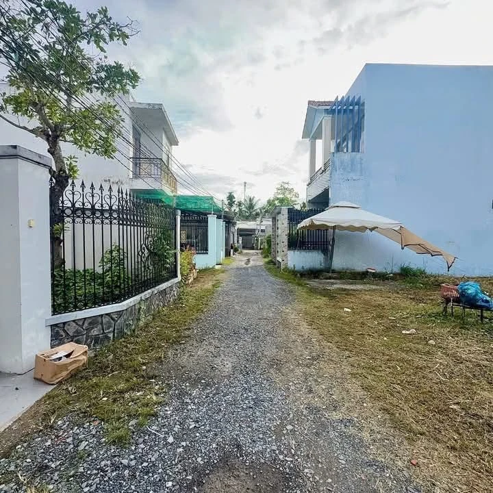 Bán nền đất 202m² Phú Nhuận, An Hội, Bến Tre - Tặng nhà - Ảnh 1