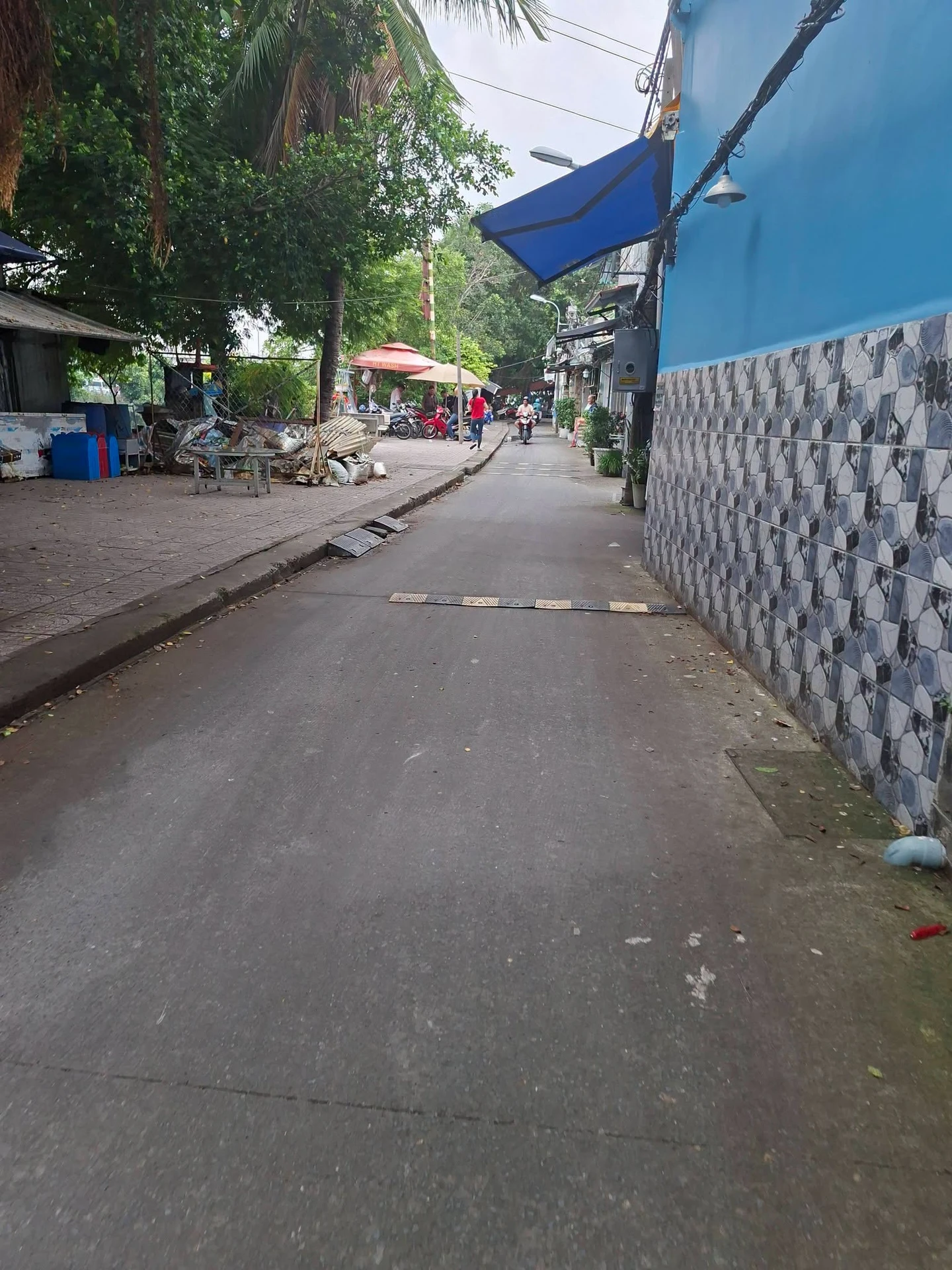 Bán nhà 2 tầng 42m2, 3PN sát hẻm xe hơi Quận 8 - Ảnh 1