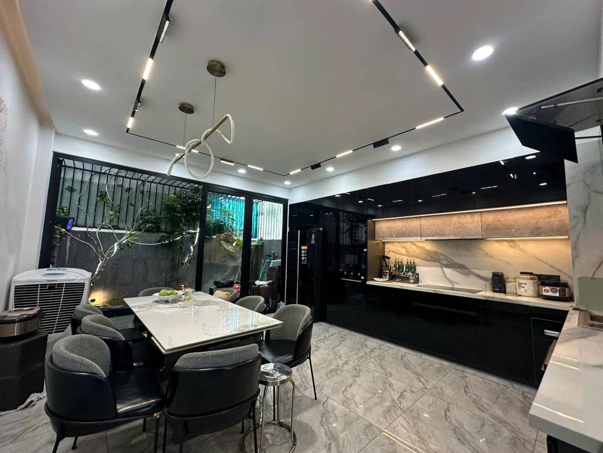 Bán nhà 4 tầng 99.5m2 đường 21, Nha Trang, 12.5 tỷ - Ảnh thu nhỏ 2