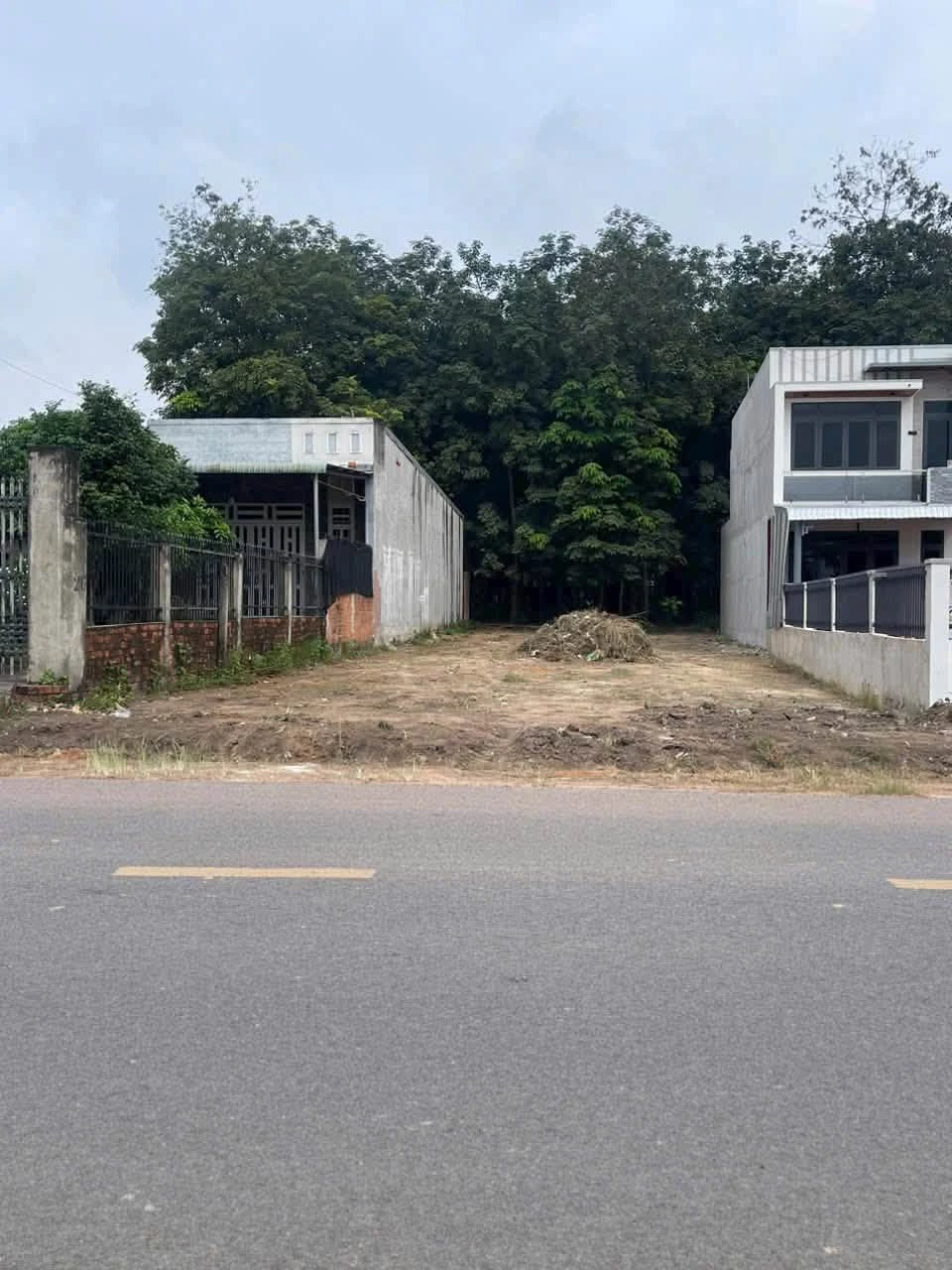 Bán đất mặt tiền 10m Ba Lăng Xi, 400m², 4 tỷ Bình Dương - Ảnh 1