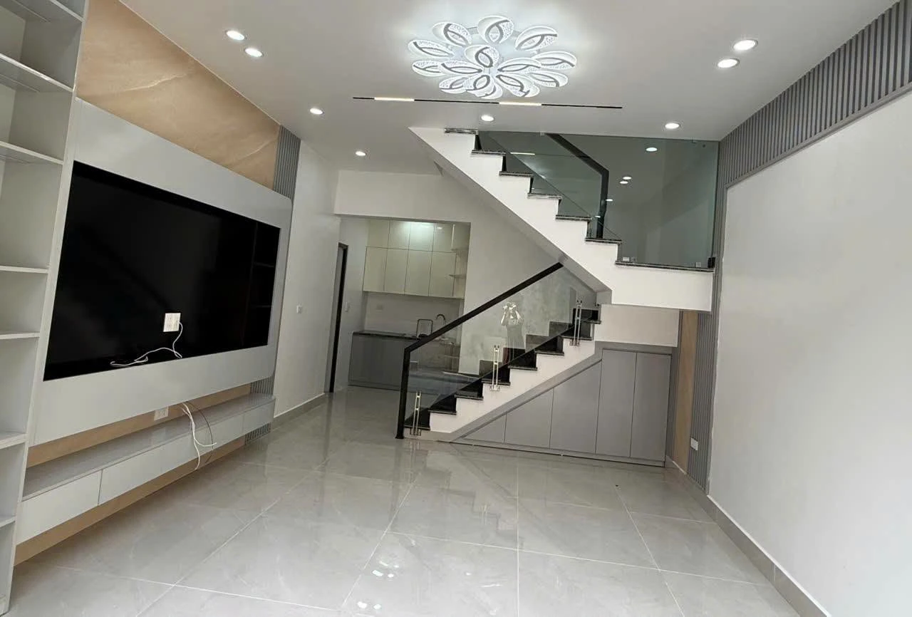 Bán nhà 3 tầng 32m² giá 2 tỷ 790 triệu tại Hàng Kênh - Ảnh 1