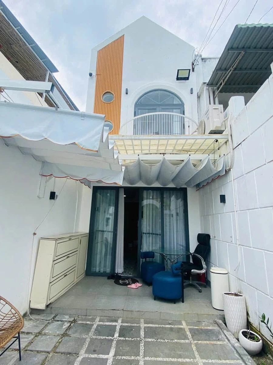 Bán nhà trệt lầu 81m² Phan Thiết gần biển 3.5 tỷ - Ảnh 1
