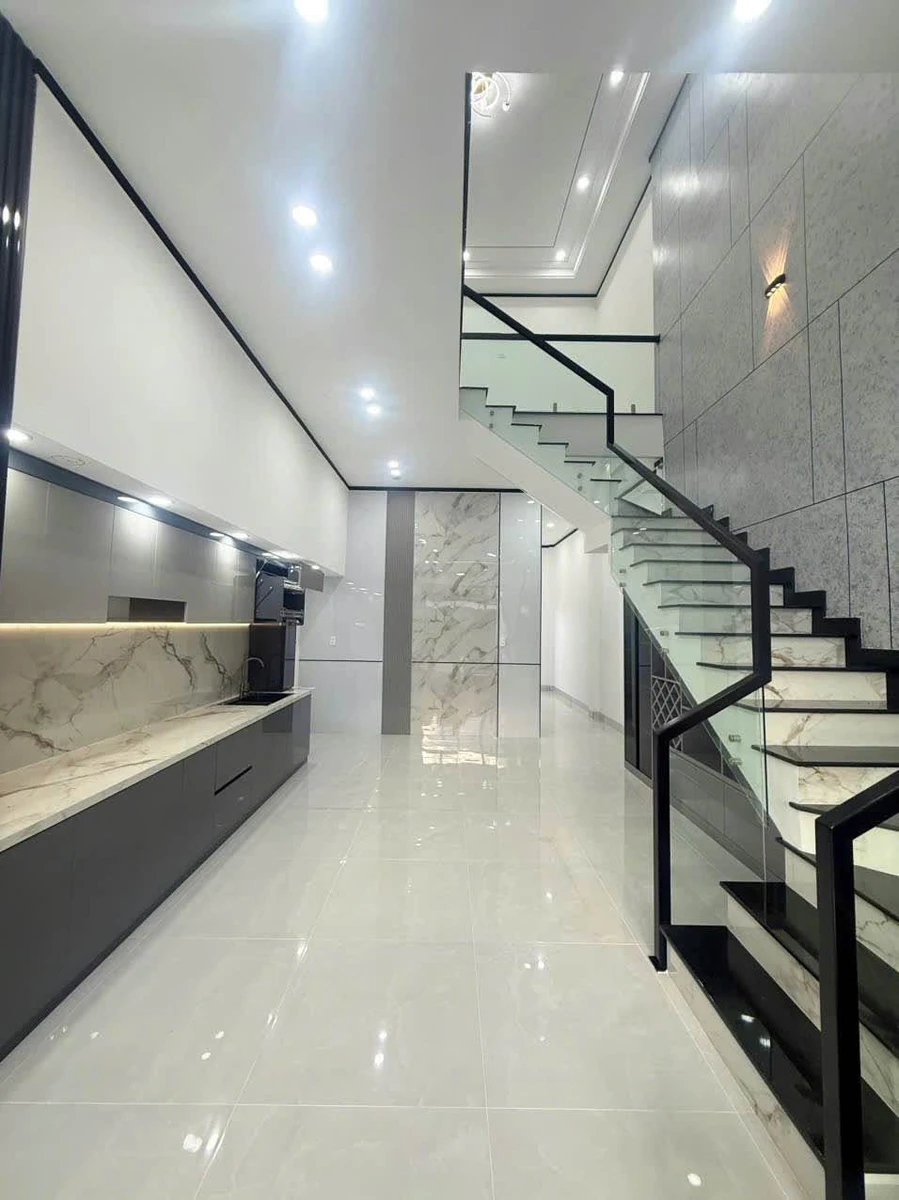 Bán nhà 1 lầu 4 phòng ngủ 5x23m giá 2,35 tỷ phường Long Khánh, Đồng Nai - Ảnh thu nhỏ 3
