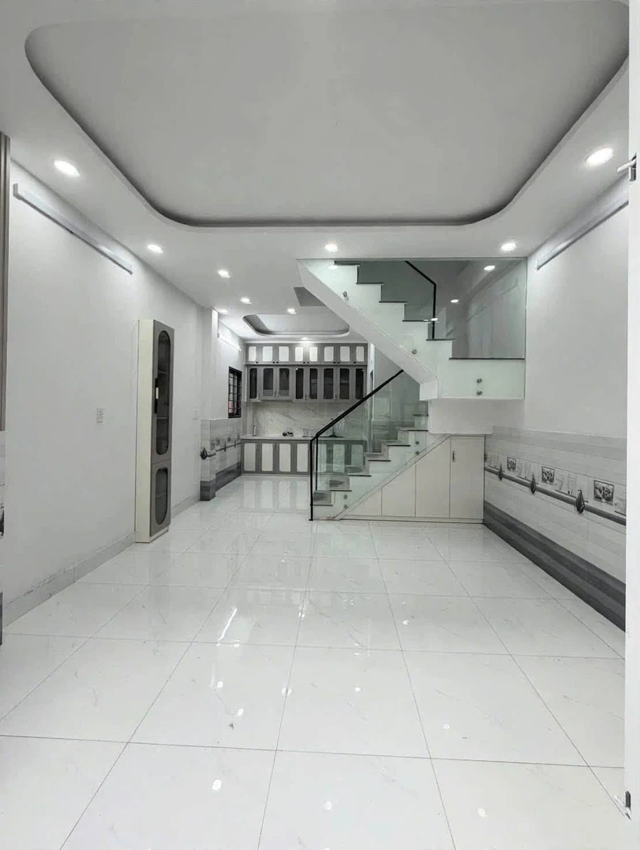 Bán nhà hẻm Huỳnh Tấn Phát Q7, 4PN 32m² - Ảnh thu nhỏ 2