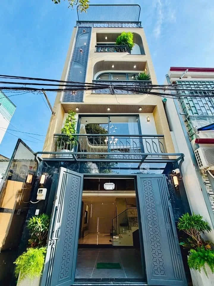 Bán nhà 4 phòng ngủ Gò Vấp gần công viên, 9 tỷ 200 - Ảnh 1