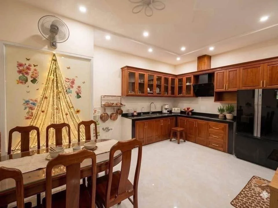 Bán nhà 4 phòng ngủ, mặt tiền hẻm, 108m², Vũng Tàu - Ảnh thu nhỏ 3