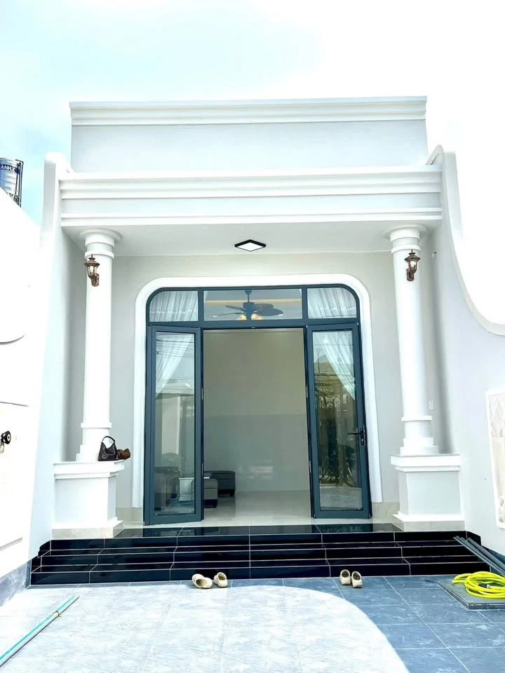 Bán nhà phố tân cổ điển 144m² Bình Tân, 1 tỷ 860 triệu - Ảnh thu nhỏ 3
