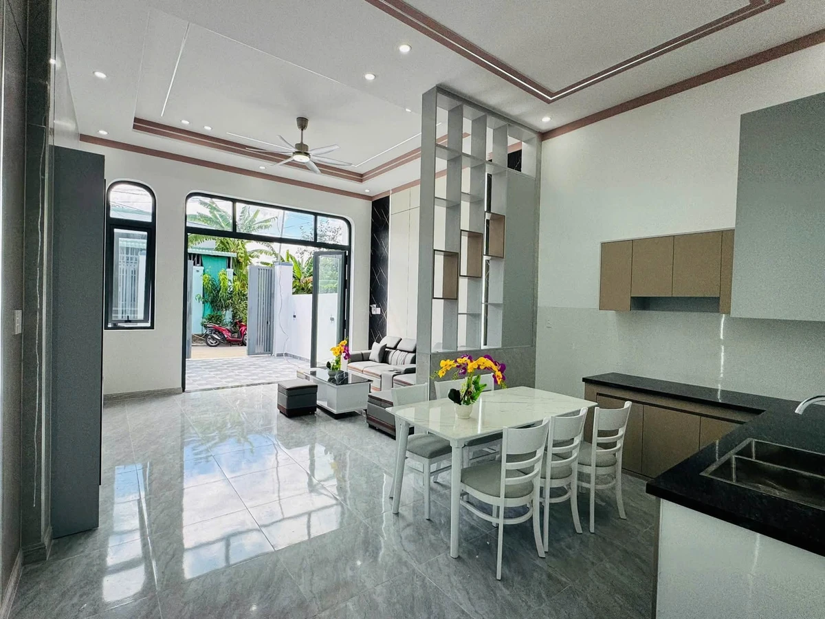 Bán nhà 5x20 (100m2) 2 phòng ngủ, sân ô tô tại Tân Định, Bến Cát, Bình Dương - Ảnh thu nhỏ 5