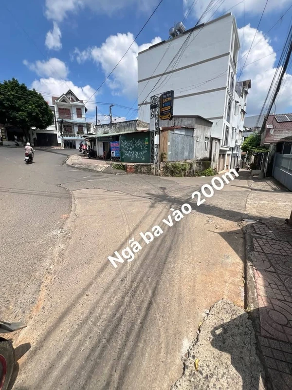 Bán lô đất trung tâm Buôn Ma Thuột 150m² sổ riêng