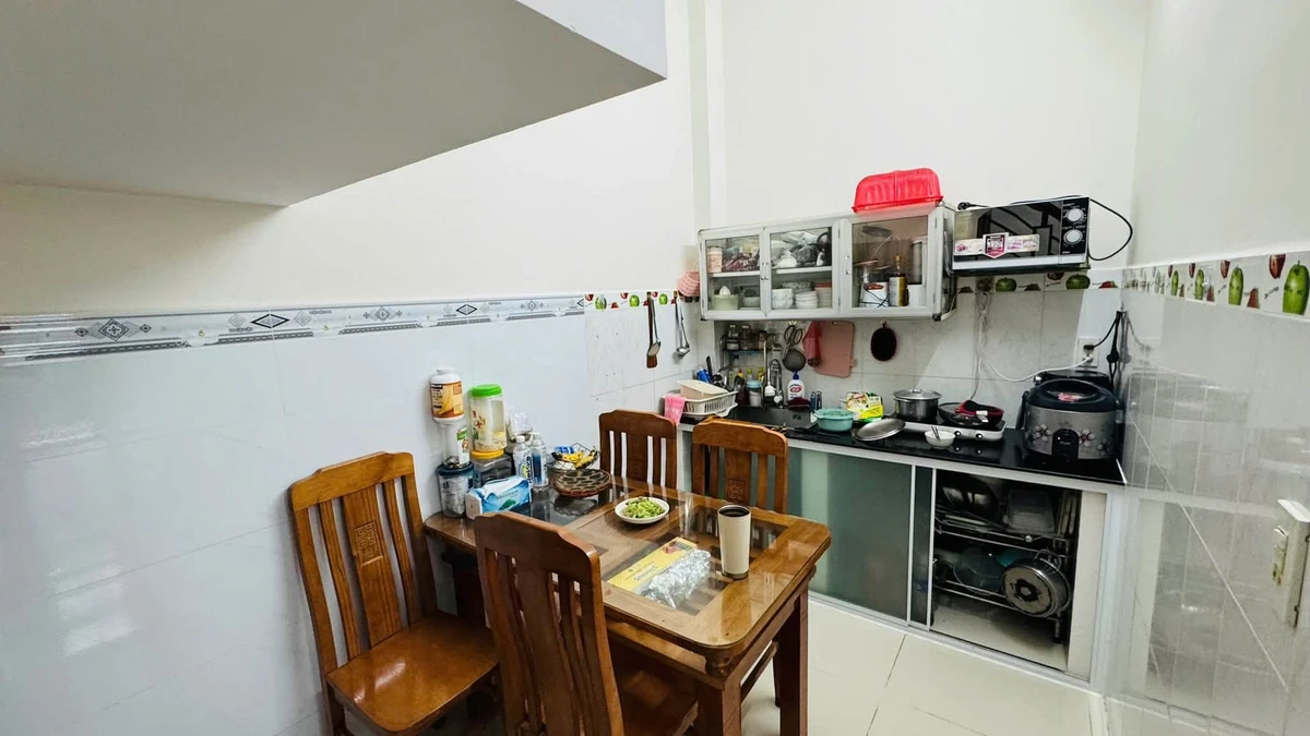 Bán nhà 3 tầng hẻm ôtô 42m² Phú Xương Nha Trang 3,4 tỷ - Ảnh thu nhỏ 4