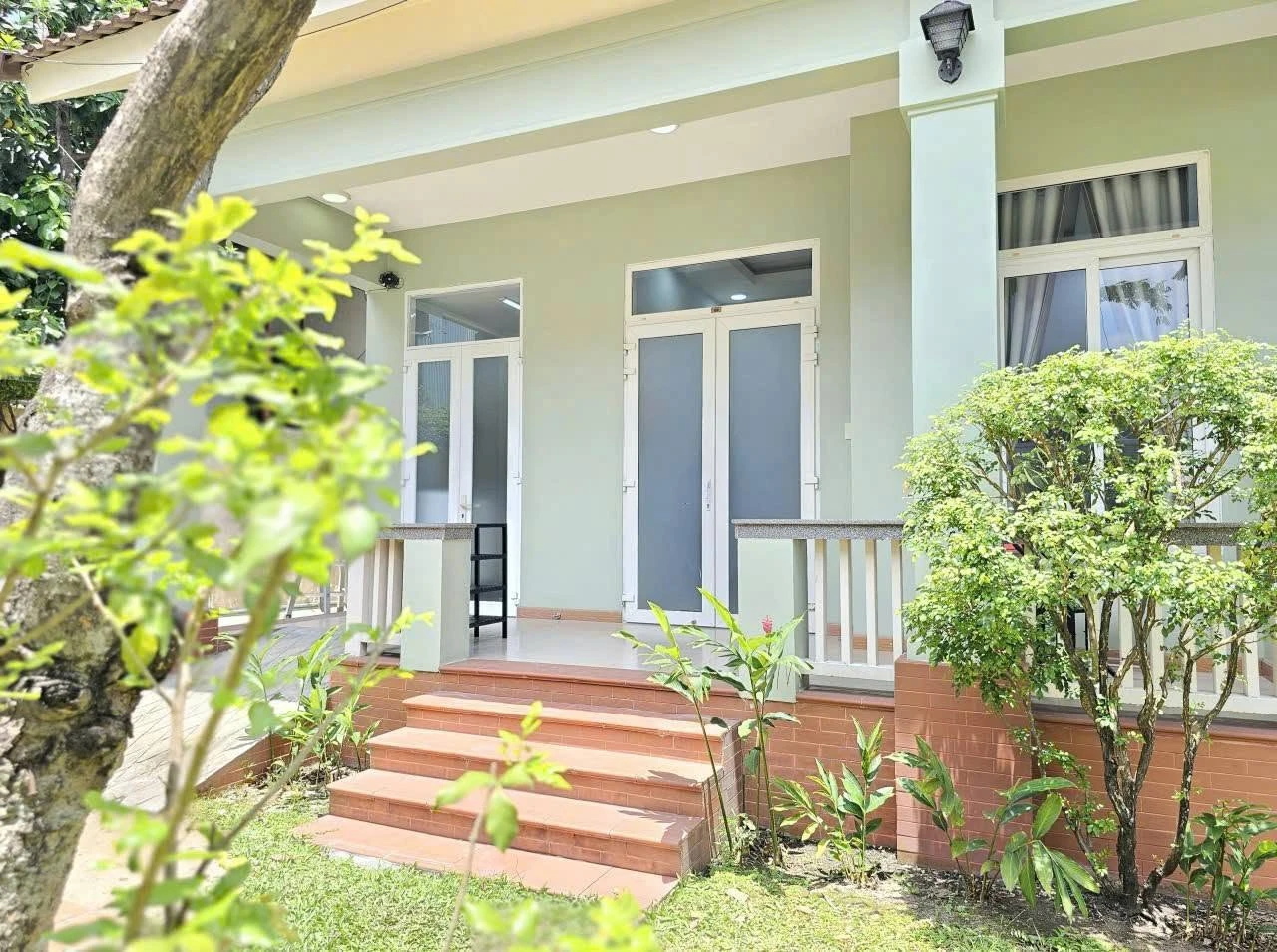 Cho thuê nhà vườn villa nhỏ 60m², 2PN, full nội thất gần chợ Phú Mỹ, Thủ Dầu Một - Ảnh 1