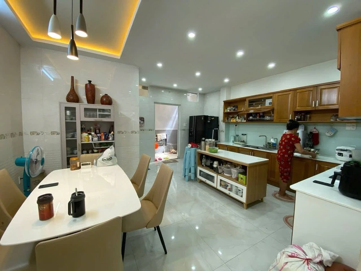 Bán nhà hẻm xe hơi 3 tầng 95,6m2 đường Vũ Tùng, Bình Thạnh giá 18,99 tỷ - Ảnh thu nhỏ 4
