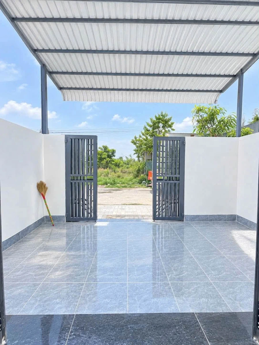 Bán nhà 2 phòng ngủ 95m² Khu Giáo Viên Hồng Bàng An Giang - Ảnh 1
