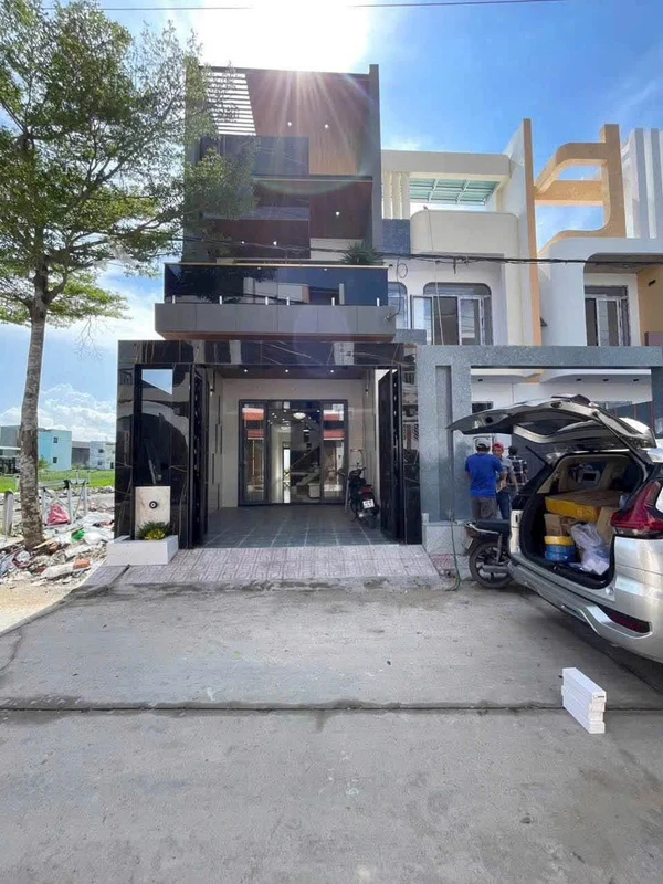 Bán nhà phố 103.5m² 3 phòng ngủ 3 tỷ 750 Tây Ninh