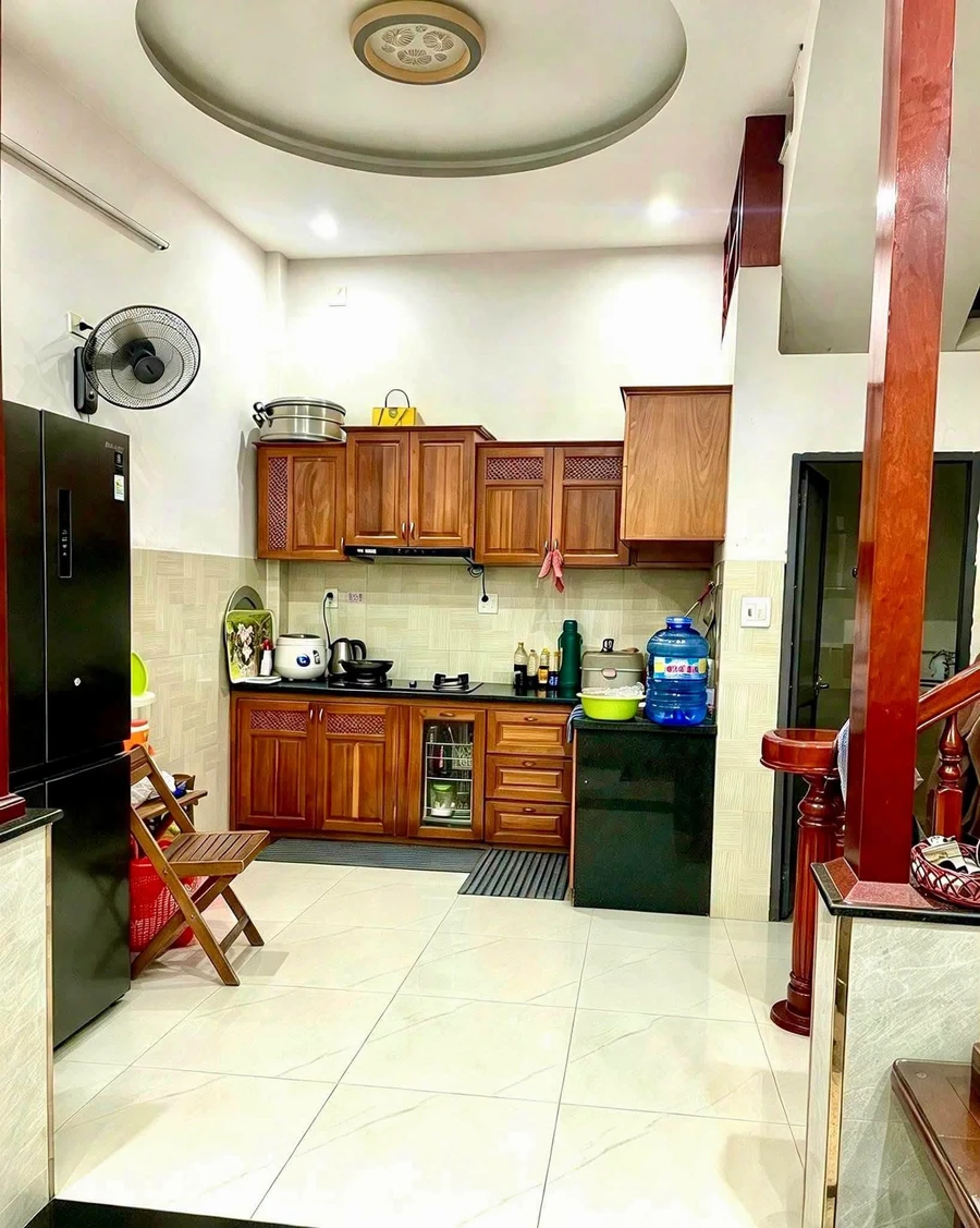 Bán nhà 3 tầng 105.5 m² Trần Hưng Đạo Quy Nhơn, 2.45 tỷ - Ảnh thu nhỏ 4