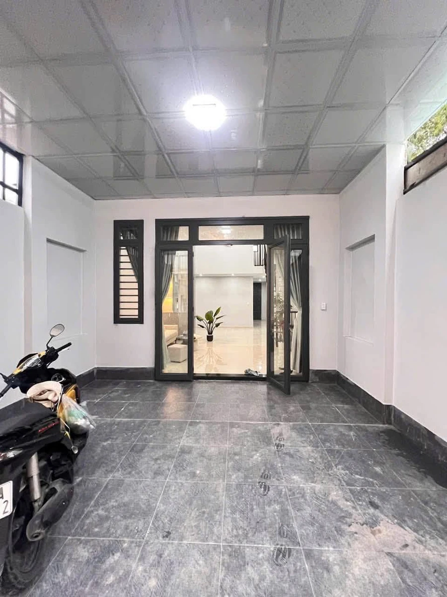 Bán nhà cũ sửa lại 5x18m gác lửng 3PN 2WC gần chợ Thanh Hoá - Ảnh thu nhỏ 2