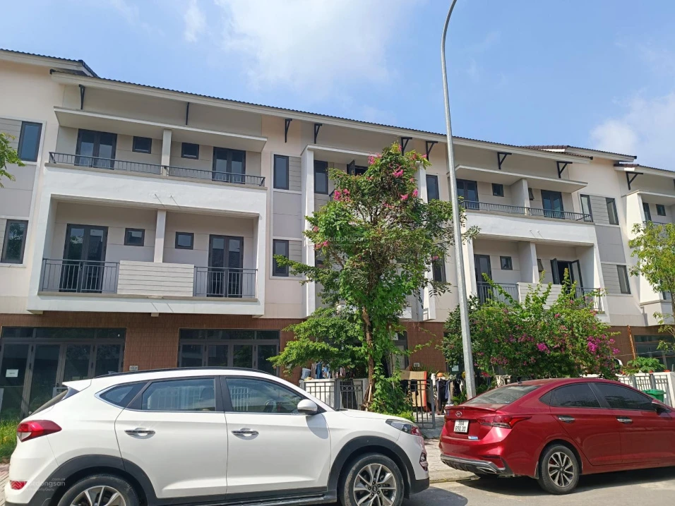 Hiếm có 1 căn liền kề 120m2, giá 66,25tr/m2 khu Centa Riverside - Ảnh thu nhỏ 3
