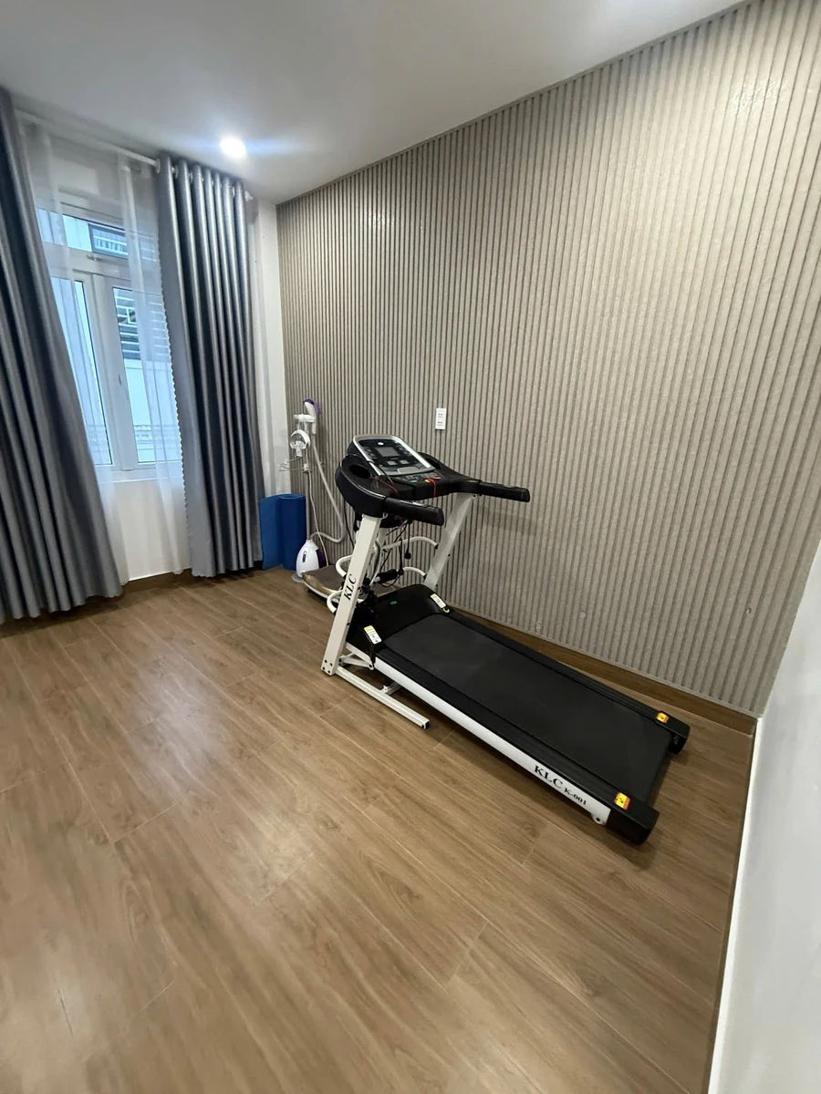 Bán nhà phố mặt tiền Bùi Thị Xuân, Đà Lạt, 152m², 5 phòng - Ảnh thu nhỏ 2