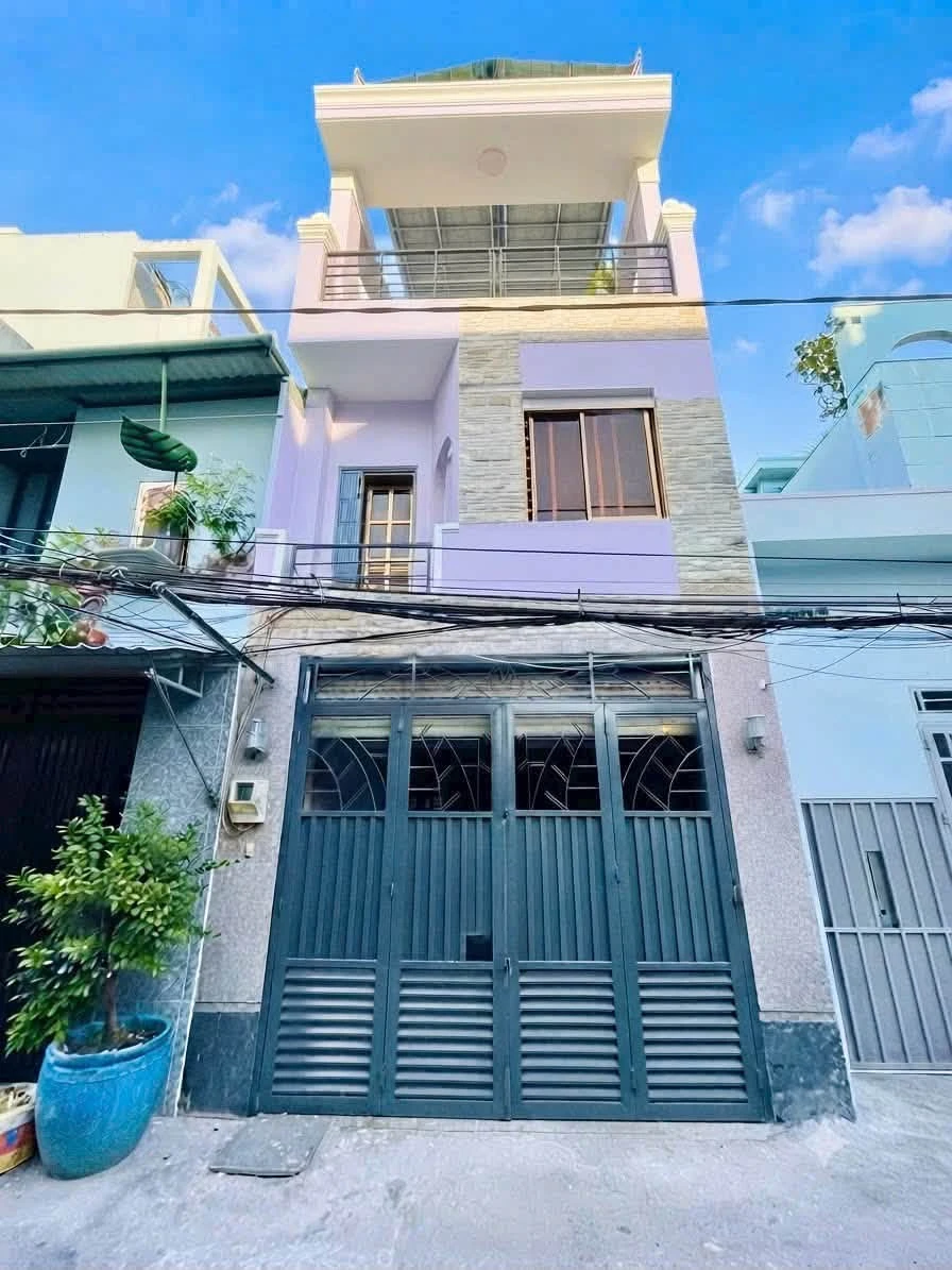 Bán nhà 64m² 3 tầng, 5PN, xe hơi tới cửa, Huỳnh Tấn Phát, Quận 7, giá 6,9 tỷ - Ảnh 1