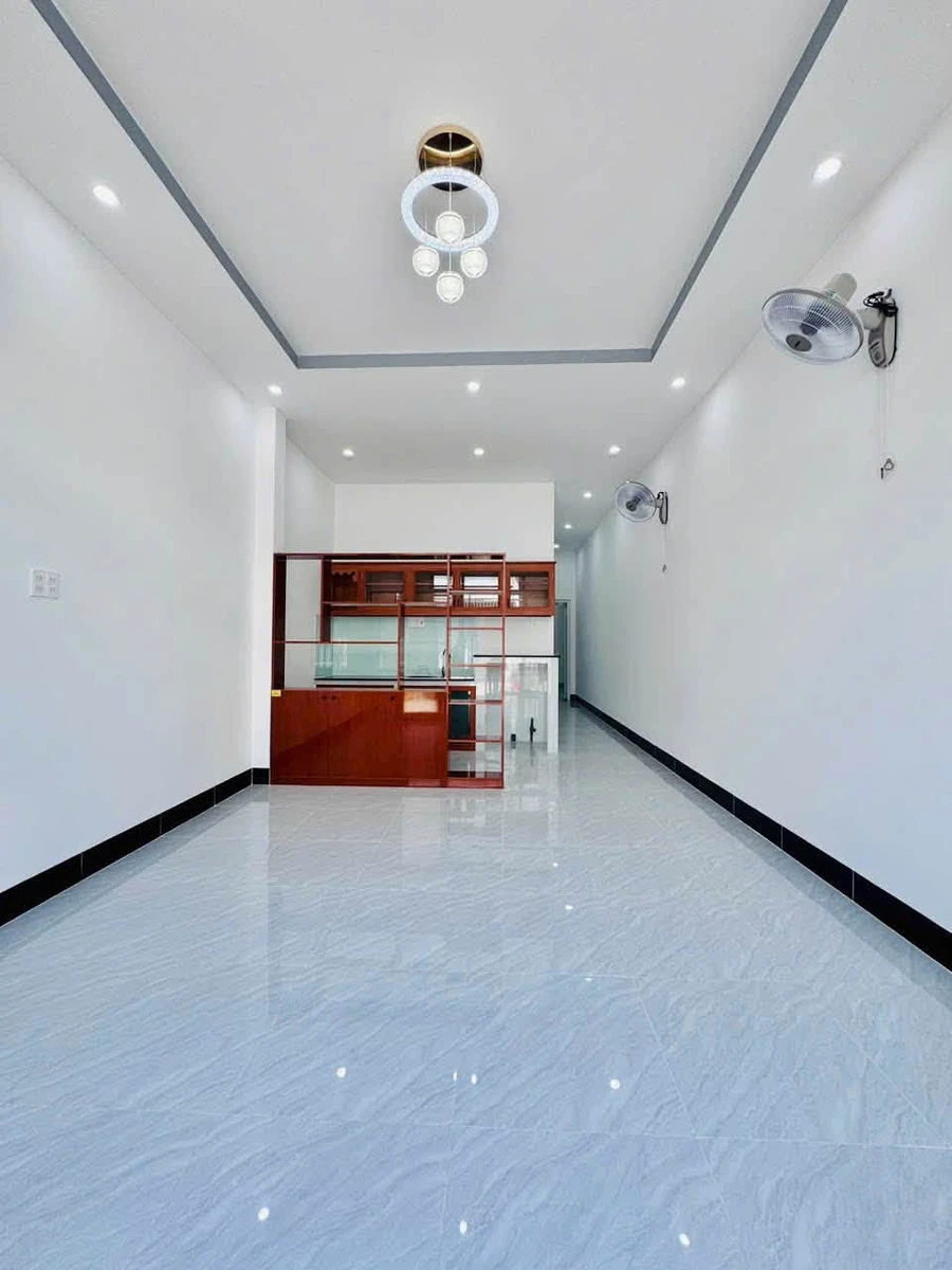 Bán nhà 2PN tại Nguyễn Cư Trinh, Rạch Giá, 60m2 giá 1 tỷ 250 triệu - Ảnh thu nhỏ 4