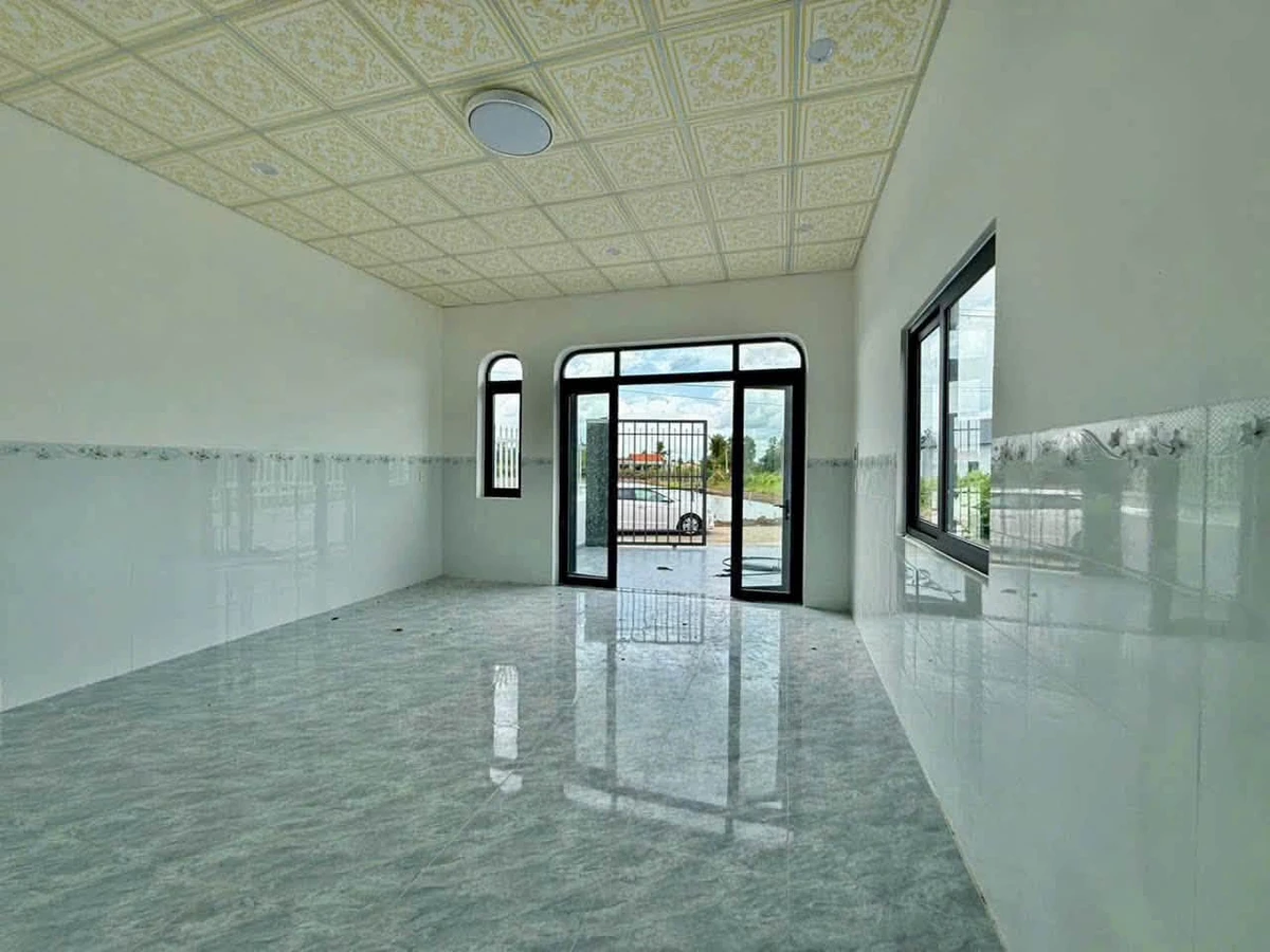 Bán nhà mới xây 5x29m, 2PN, xã Lạc Tấn, Tân Trụ, Long An giá 1,1 tỷ - Ảnh thu nhỏ 2