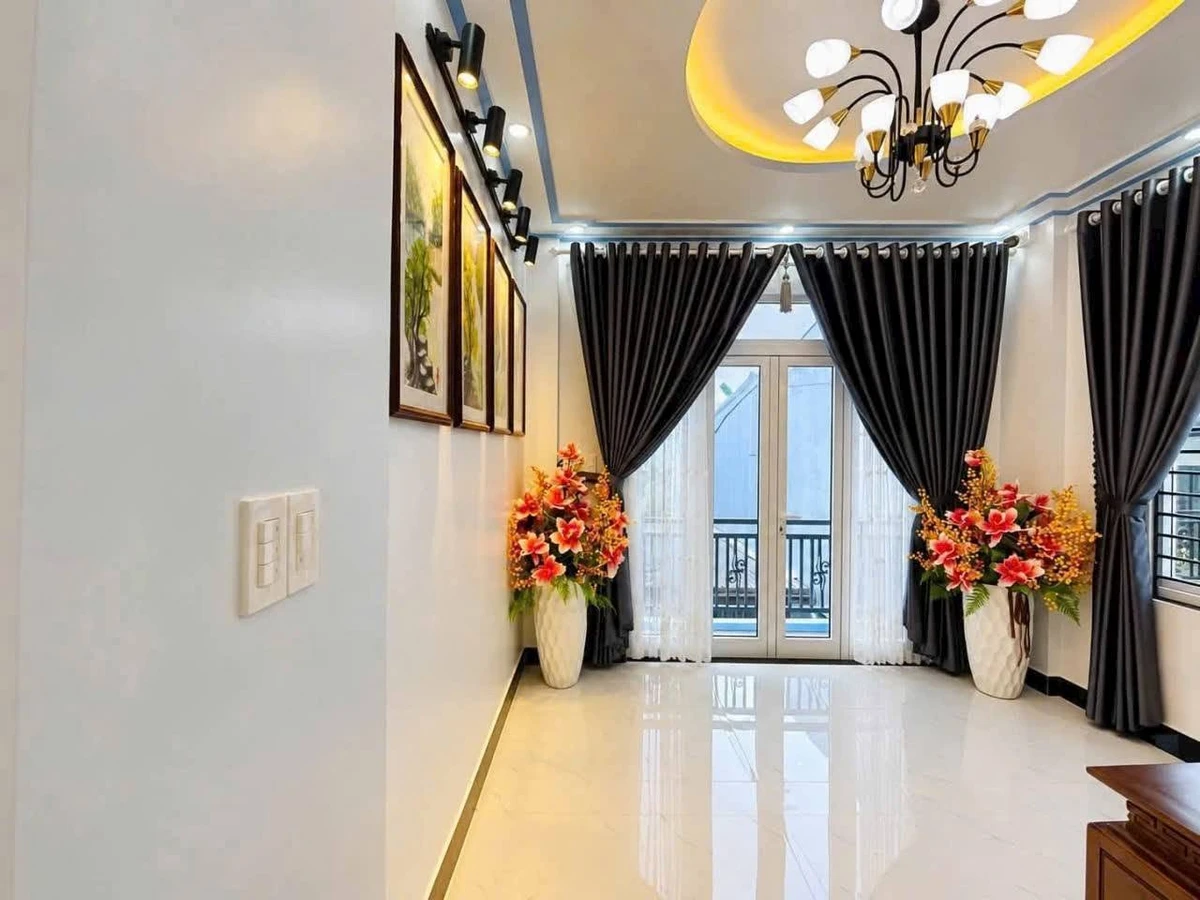 Bán nhà 2 tầng full nội thất 73m2 Bạch Đằng Huế - Ảnh thu nhỏ 5