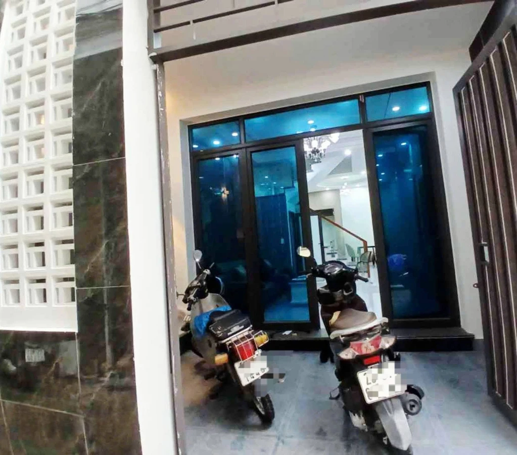 Bán nhà mới 45m² 3 tầng Trần Nguyên Hãn Quận 5 - Ảnh thu nhỏ 2